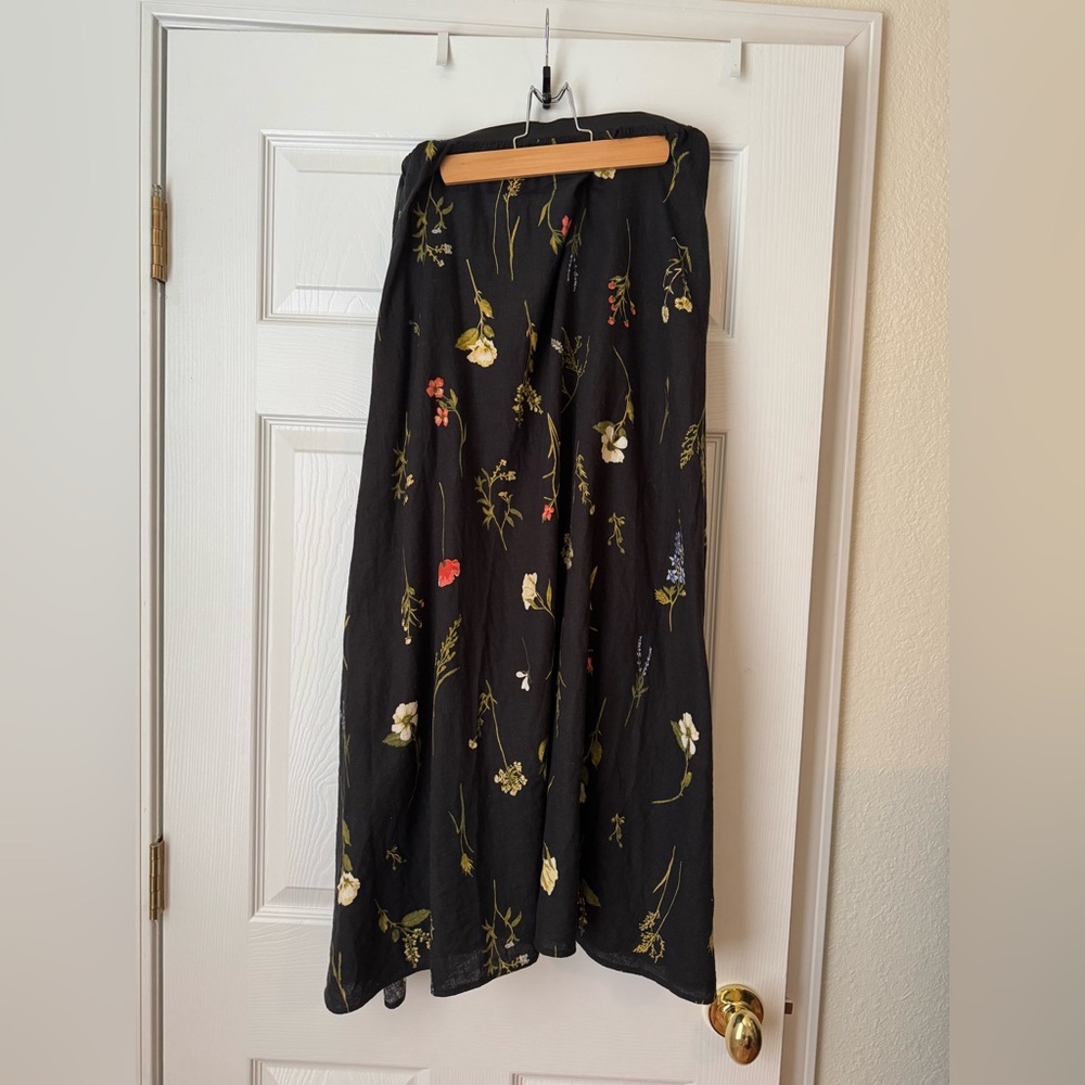 H&M Linen-blend Floral Black Maxi Skirt - Picture 3 of 4